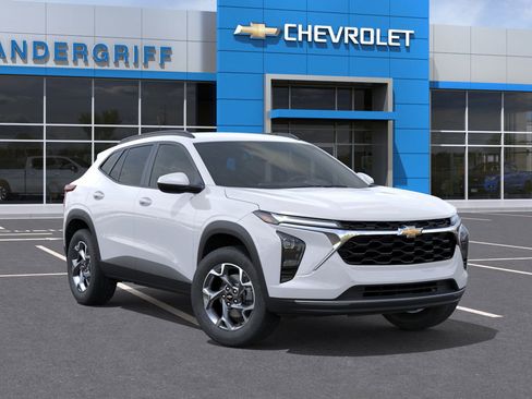 New 2026 Chevrolet Trax LT w/ Driver Confidence Package image 36