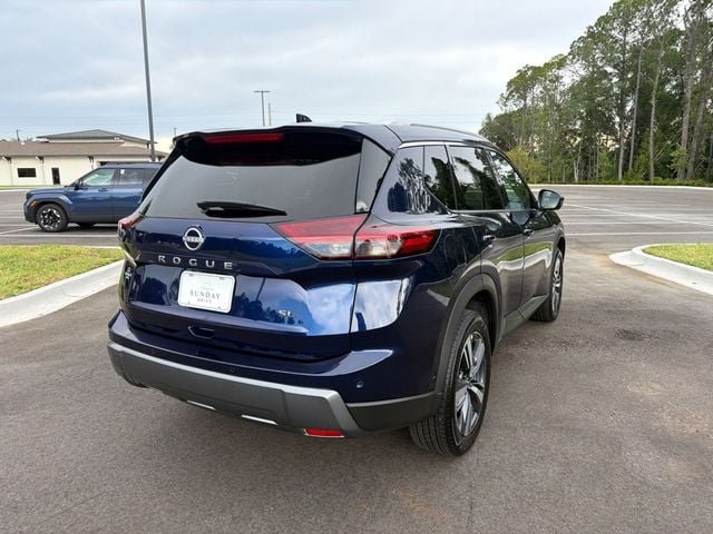 Used 2026 Nissan Rogue SL FWD image 11