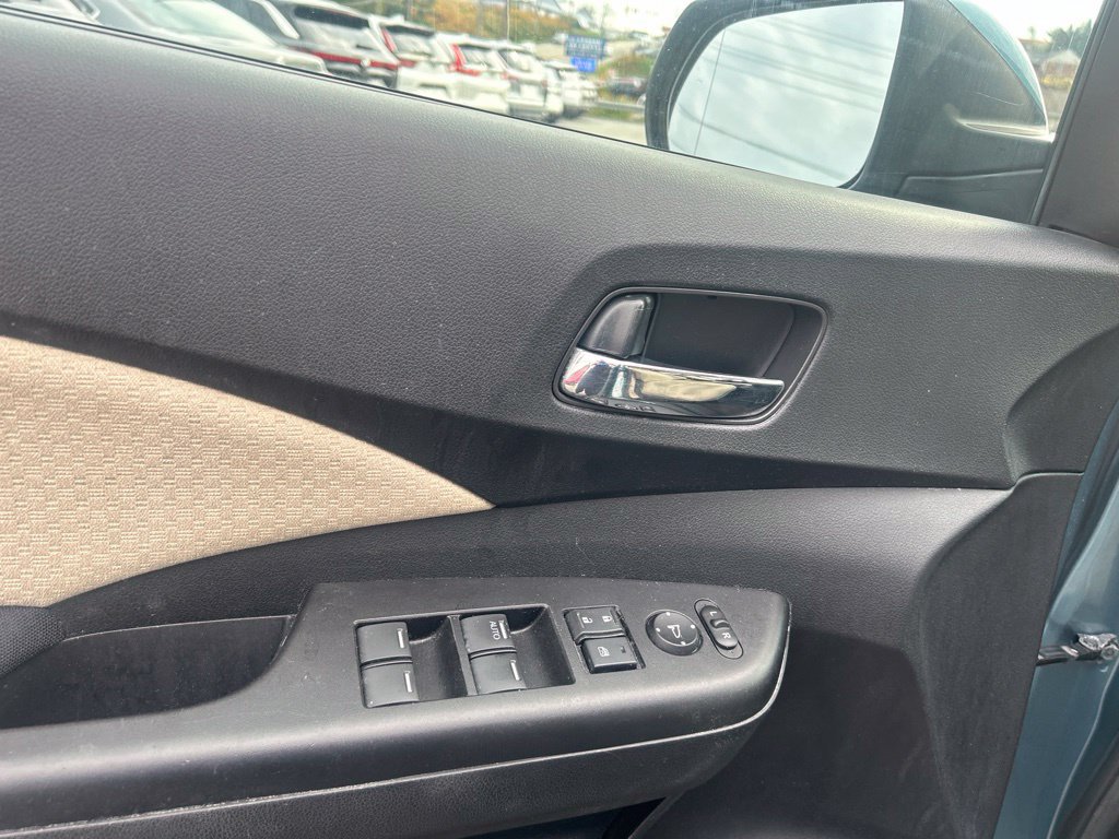 Used 2015 Honda CR-V EX image 16