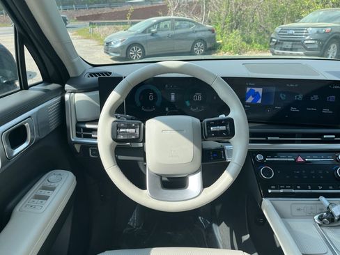 Used 2025 Hyundai Santa Fe SEL image 36
