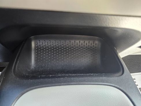 Used 2023 Toyota Corolla LE FWD image 23