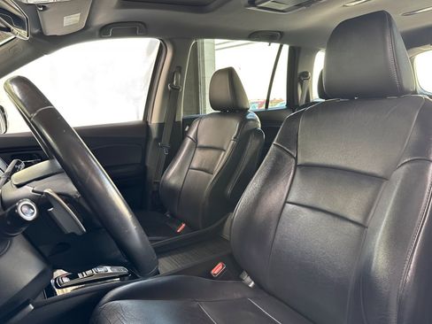 Used 2016 Honda Pilot Touring image 5