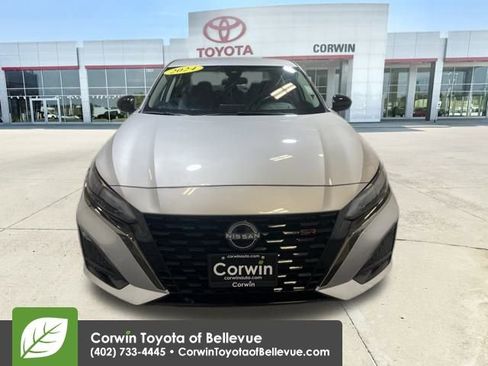 Used 2024 Nissan Altima 2.5 SR image 8