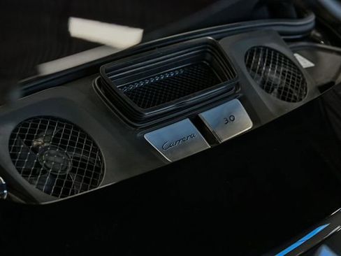 Used 2017 Porsche 911 Carrera image 26