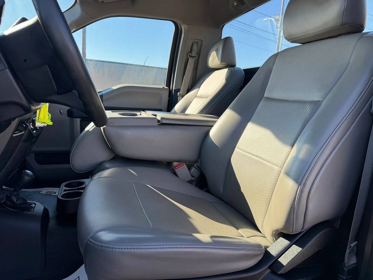 Used 2017 Ford F250 XL w/ Power Equipment Group AWD/4WD image 9