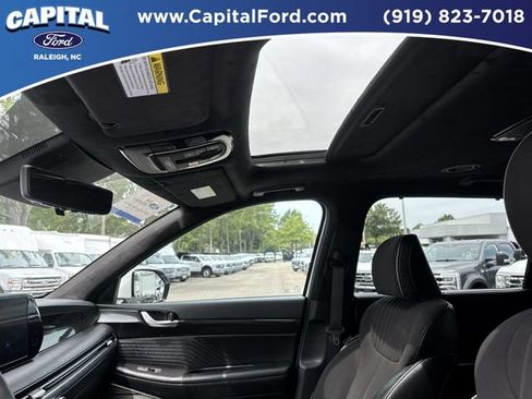 Used 2025 Hyundai Palisade Calligraphy AWD/4WD image 22