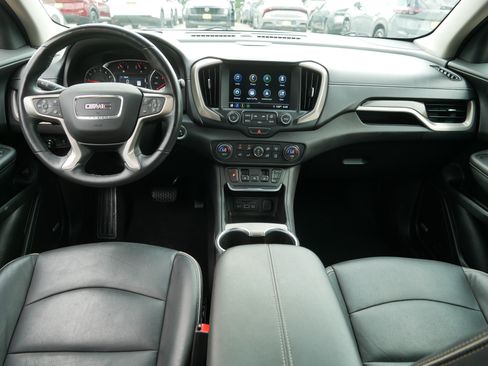 Used 2018 GMC Terrain Denali w/ Comfort Package AWD/4WD image 10