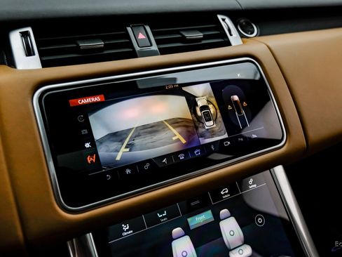 Used 2020 Land Rover Range Rover Sport SVR image 65