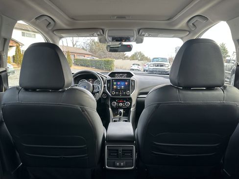 Used 2020 Subaru Forester Limited image 14