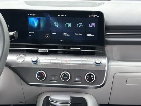 Certified 2024 Hyundai Kona SE FWD image 23