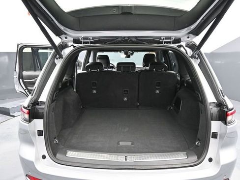 Used 2023 Jeep Grand Cherokee Overland w/ Advanced Protech Group III image 41