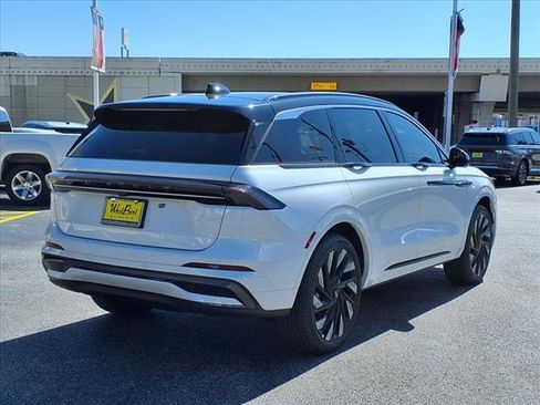 New 2025 Lincoln Nautilus Black Label w/ Jet Appearance Package image 2