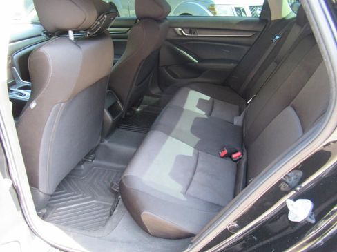 Used 2021 Honda Accord LX image 28
