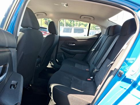 Used 2025 Nissan Sentra SR FWD image 10