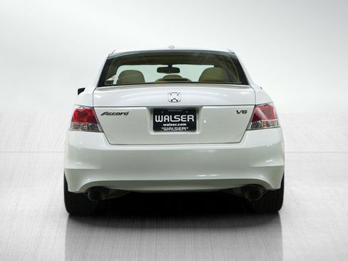 Used 2010 Honda Accord EX-L image 4