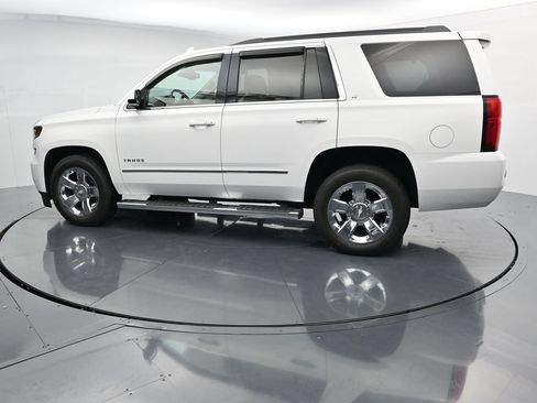 Used 2017 Chevrolet Tahoe LT w/ LT Signature Package AWD/4WD image 5