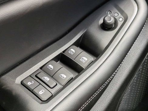 New 2026 Jeep Grand Cherokee L 2WD image 26