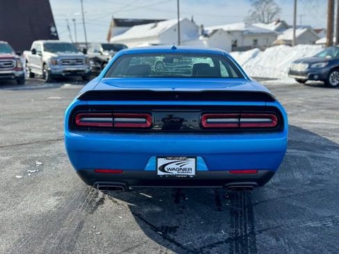 Used 2023 Dodge Challenger R/T w/ Plus Package image 7