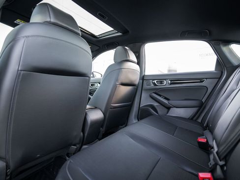 Used 2025 Honda Civic Sport image 14