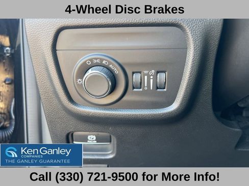 Used 2024 Jeep Grand Cherokee L Laredo AWD/4WD image 29