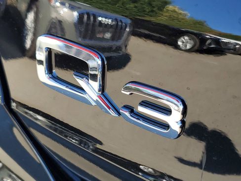 New 2025 Audi Q3 2.0T Premium image 7