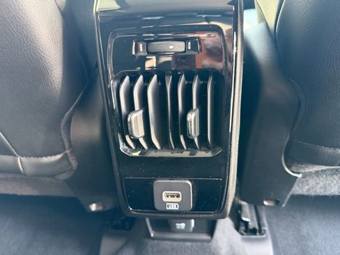 Used 2022 Jeep Compass Limited w/ Sun and Sound Group image 16