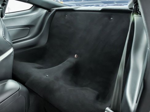 Used 2020 Ford Mustang Shelby GT500 w/ Carbon Fiber Track Pack RWD image 22