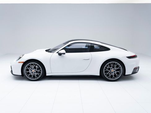 Certified 2025 Porsche 911 Carrera image 2