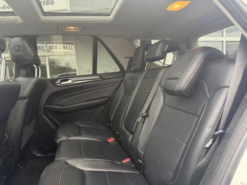 Used 2015 Mercedes-Benz ML 350 4MATIC image 23