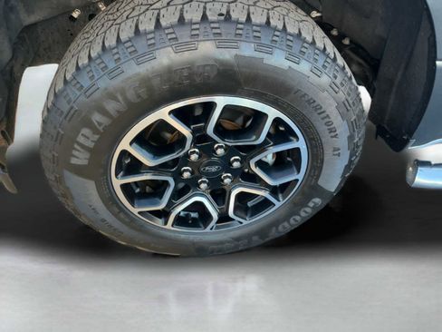 Used 2018 Ford F150 XLT image 13