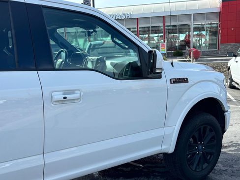 Used 2019 Ford F150 Lariat image 4