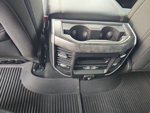 Used 2022 RAM 1500 Big Horn AWD/4WD image 26