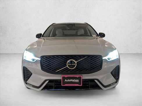 New 2026 Volvo XC60 B5 Ultra w/ Protection Package Premier image 6