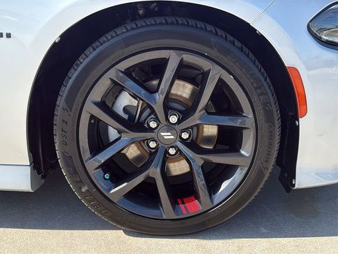 Used 2022 Dodge Charger R/T w/ Blacktop Package image 33