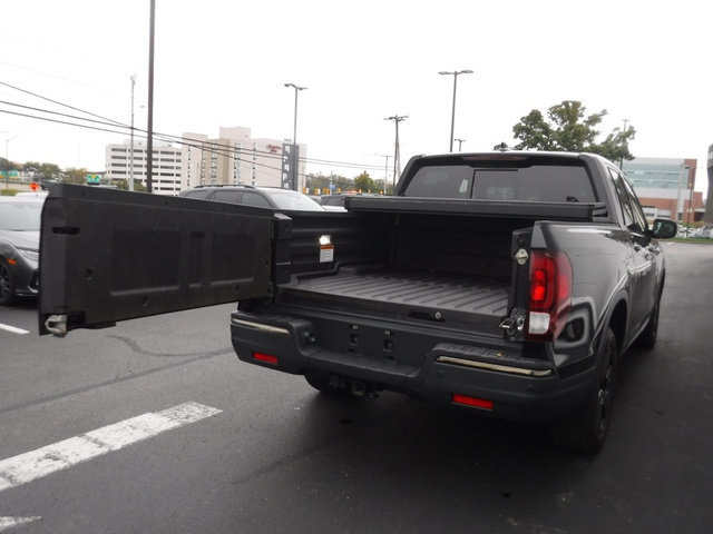 Used 2017 Honda Ridgeline Black Edition image 17