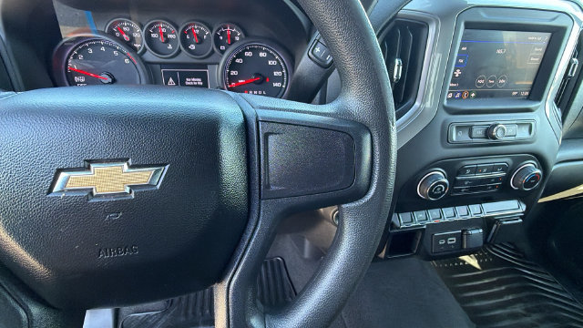 Used 2022 Chevrolet Silverado 1500 Custom AWD/4WD image 28