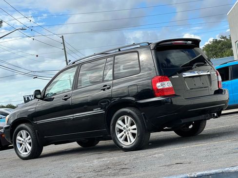 Used 2007 Toyota Highlander Limited FWD image 3