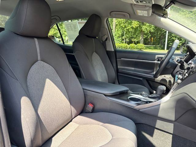 Used 2023 Toyota Camry LE FWD image 41