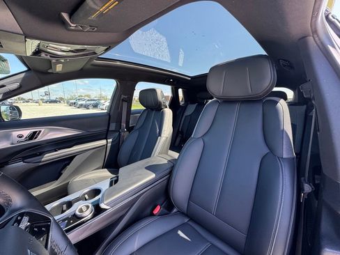 Used 2024 Cadillac Lyriq Tech w/ Driver Assist Package AWD/4WD image 25