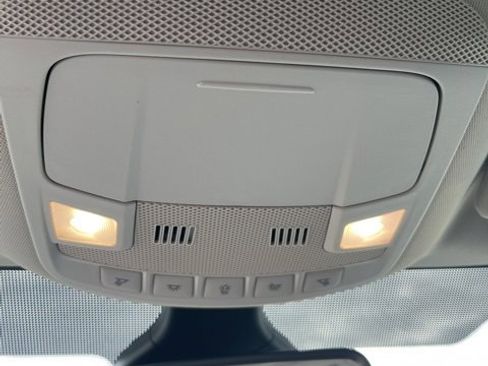 Used 2022 Ford Edge SEL w/ Convenience Package image 26