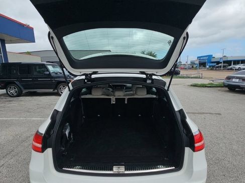 Used 2019 Mercedes-Benz E 450 4MATIC Wagon w/ Premium Package image 24