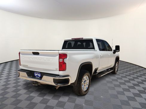 Used 2025 Chevrolet Silverado 2500 LT AWD/4WD image 4