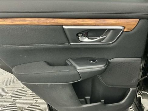 Used 2017 Honda CR-V EX image 9