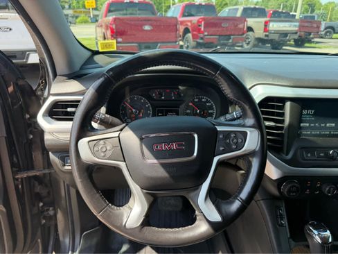 Used 2019 GMC Acadia SLE AWD/4WD image 9
