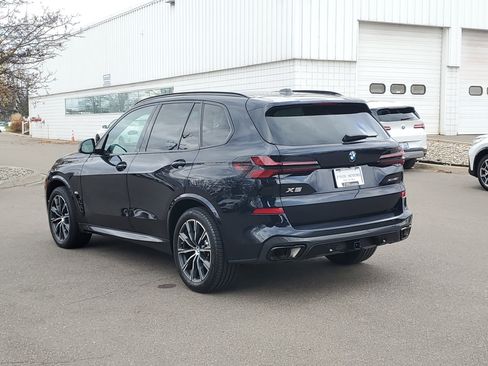 Certified 2025 BMW X5 xDrive40i w/ M Sport Package image 2
