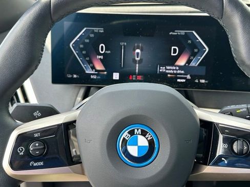 Used 2023 BMW iX xDrive50 w/ Convenience Package AWD/4WD image 30