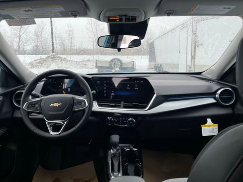 New 2026 Chevrolet Trax LT w/ LT Convenience Package image 23