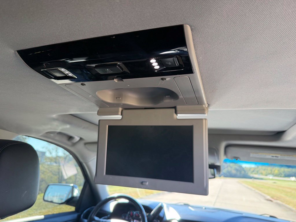 Used 2016 Chevrolet Suburban LTZ AWD/4WD image 24