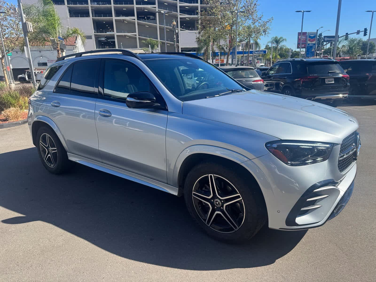 Used 2026 Mercedes-Benz GLE 450 4MATIC image 3