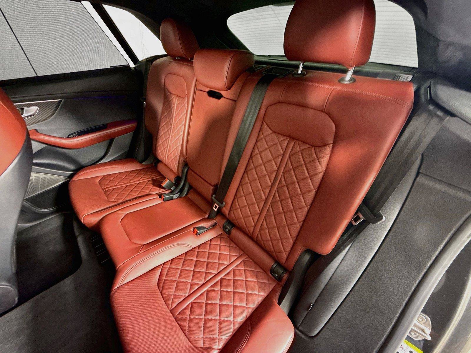 Used 2024 Audi SQ8 Prestige AWD/4WD image 25